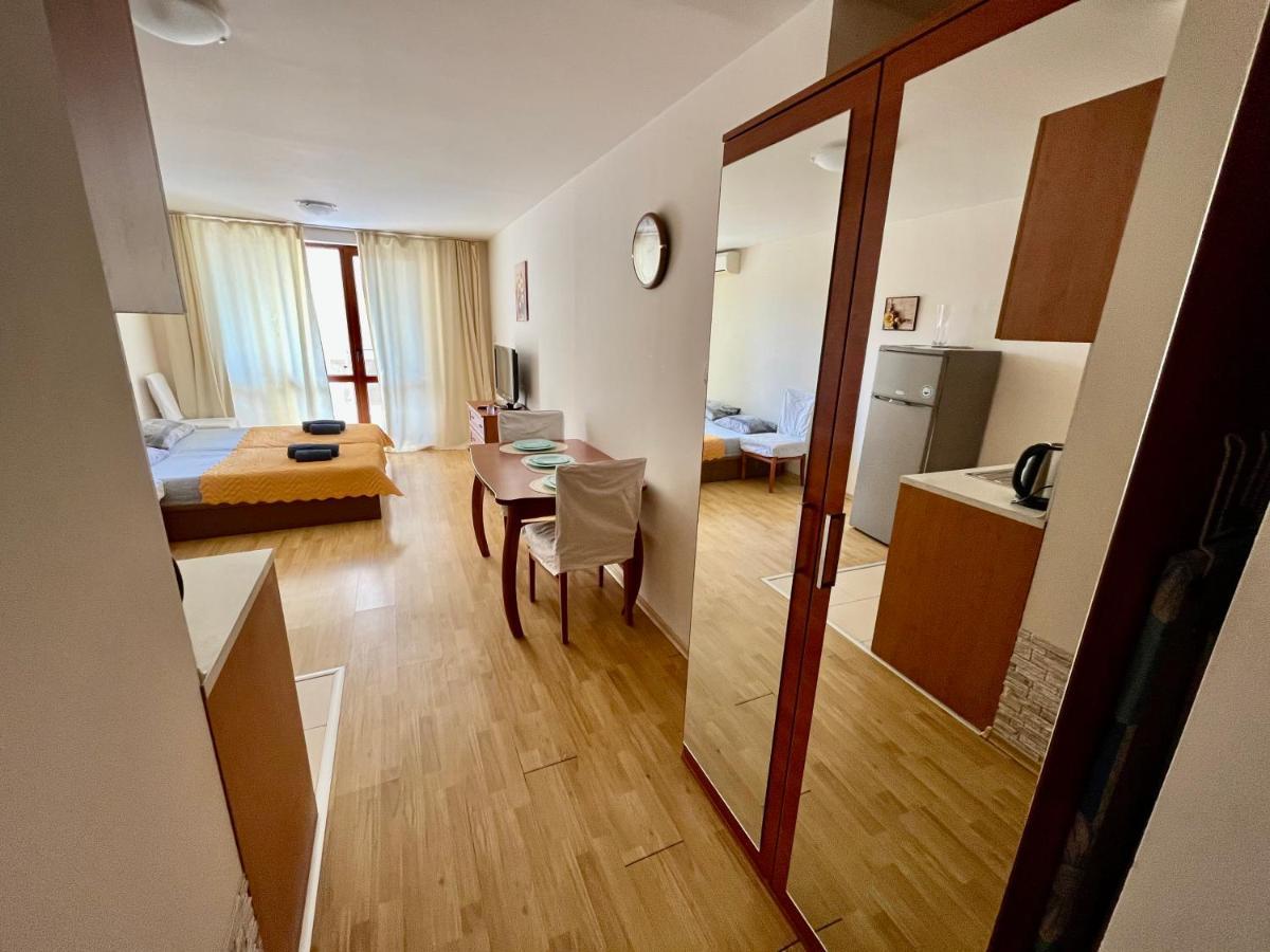 Alexandr Apartments Vigo Несебир Екстер'єр фото
